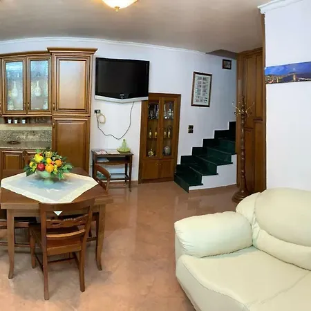 San Gennaro House 別荘